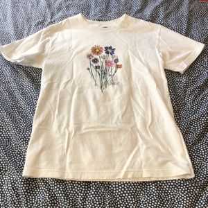 UO Tshirt